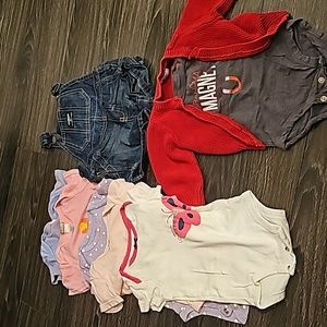 Girls 3-6 month old clothes 8 peices